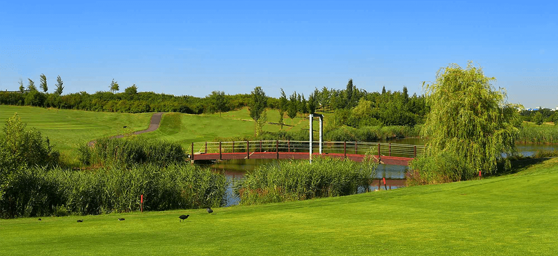 Golf Resort Black Bridge na Černém Mostě
